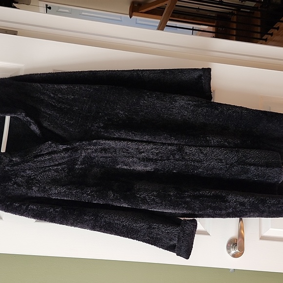 3/4 length  Fall coat - Picture 2 of 3